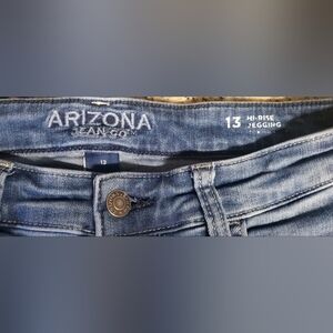 Arizona Jean Company Women's Size 13 High Rise Jegging